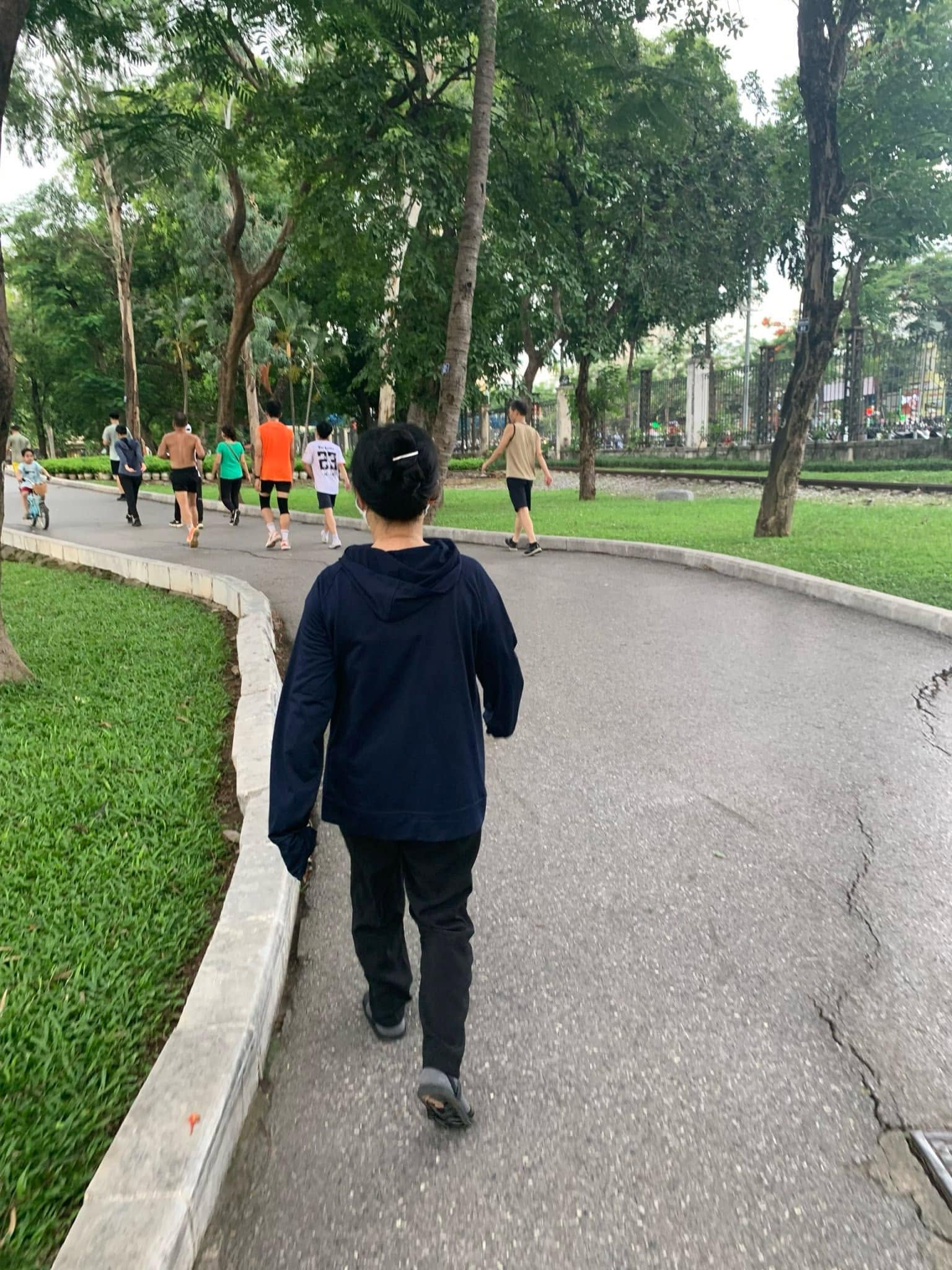 Viết về mẹ
